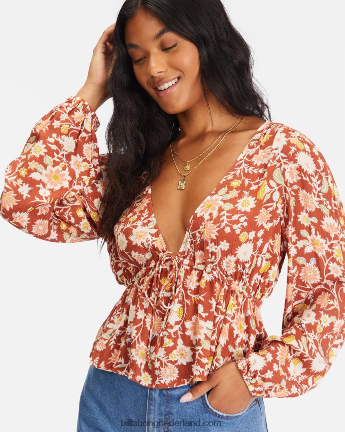 Billabong vrouwen de tijd gaat voorbij crop top met lange mouwenrode klei 4D20H2274