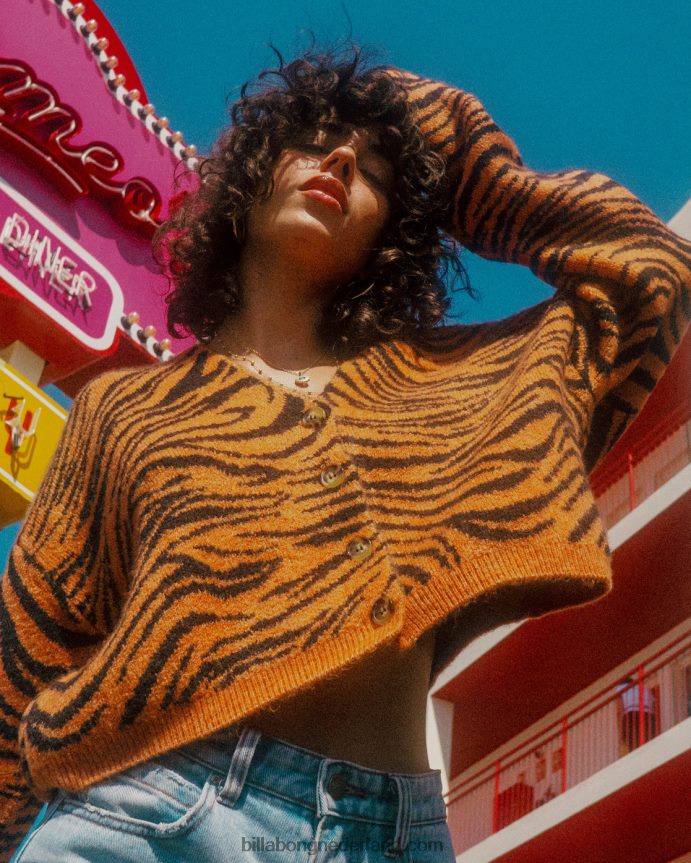 Billabong vrouwen wilde een bijgesneden vest truiwoestijn klei 4D20H2245